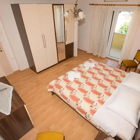 Marieta Appartement Makarska