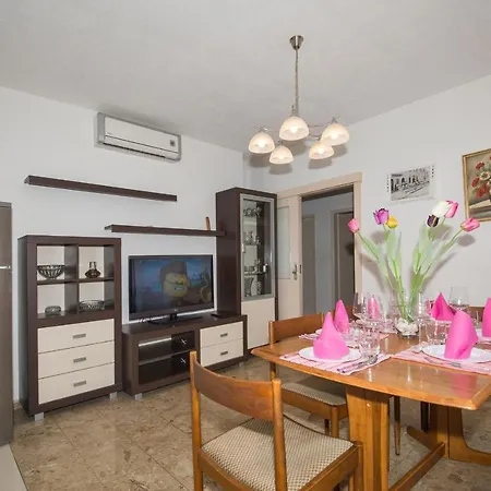 Appartement Marieta *